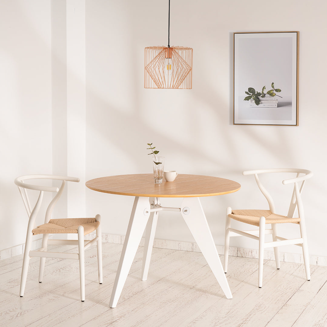 Mueble auxiliar de cocina en color blanco y natural de estilo nórdico.