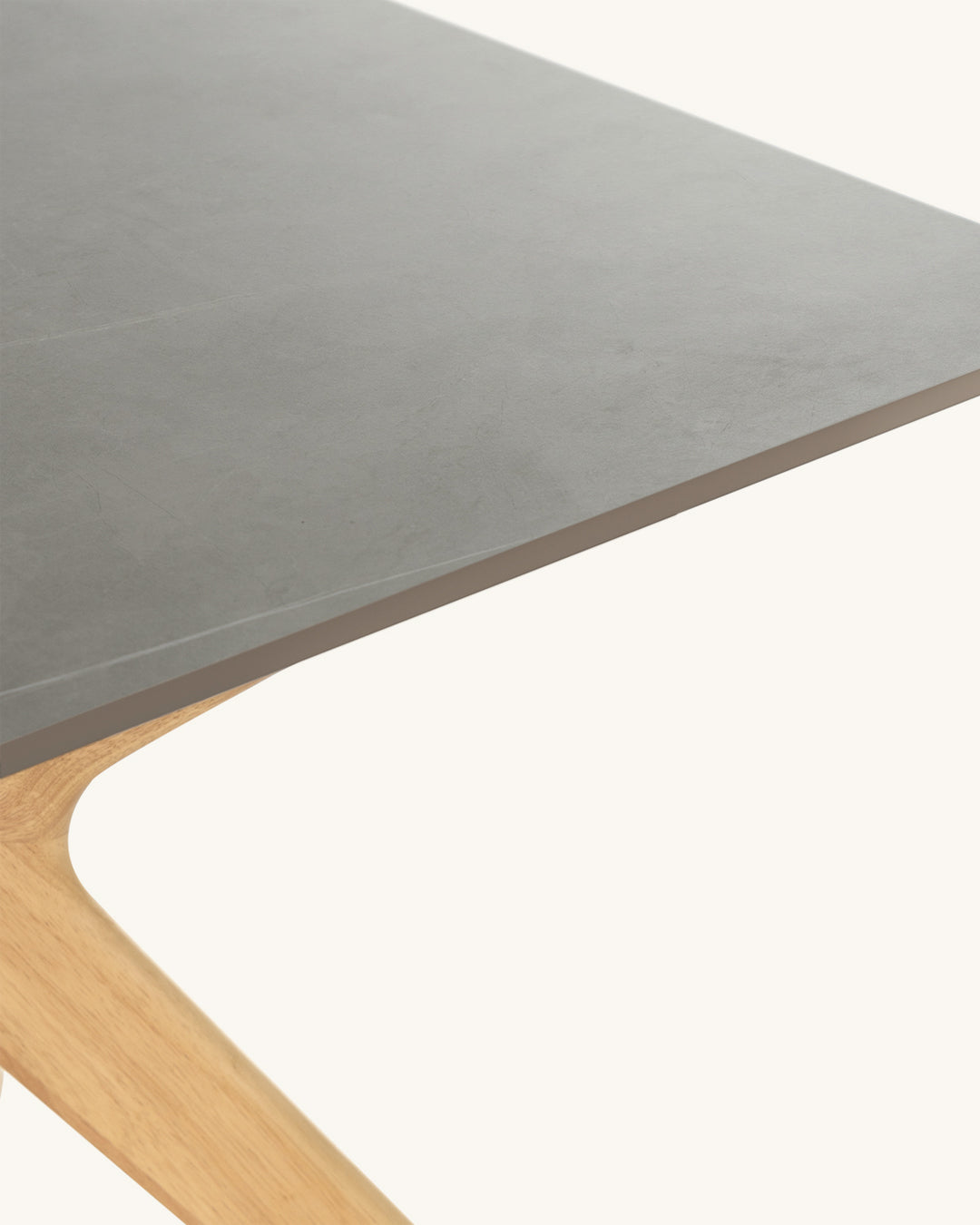 Kikale // Gris-roble 140