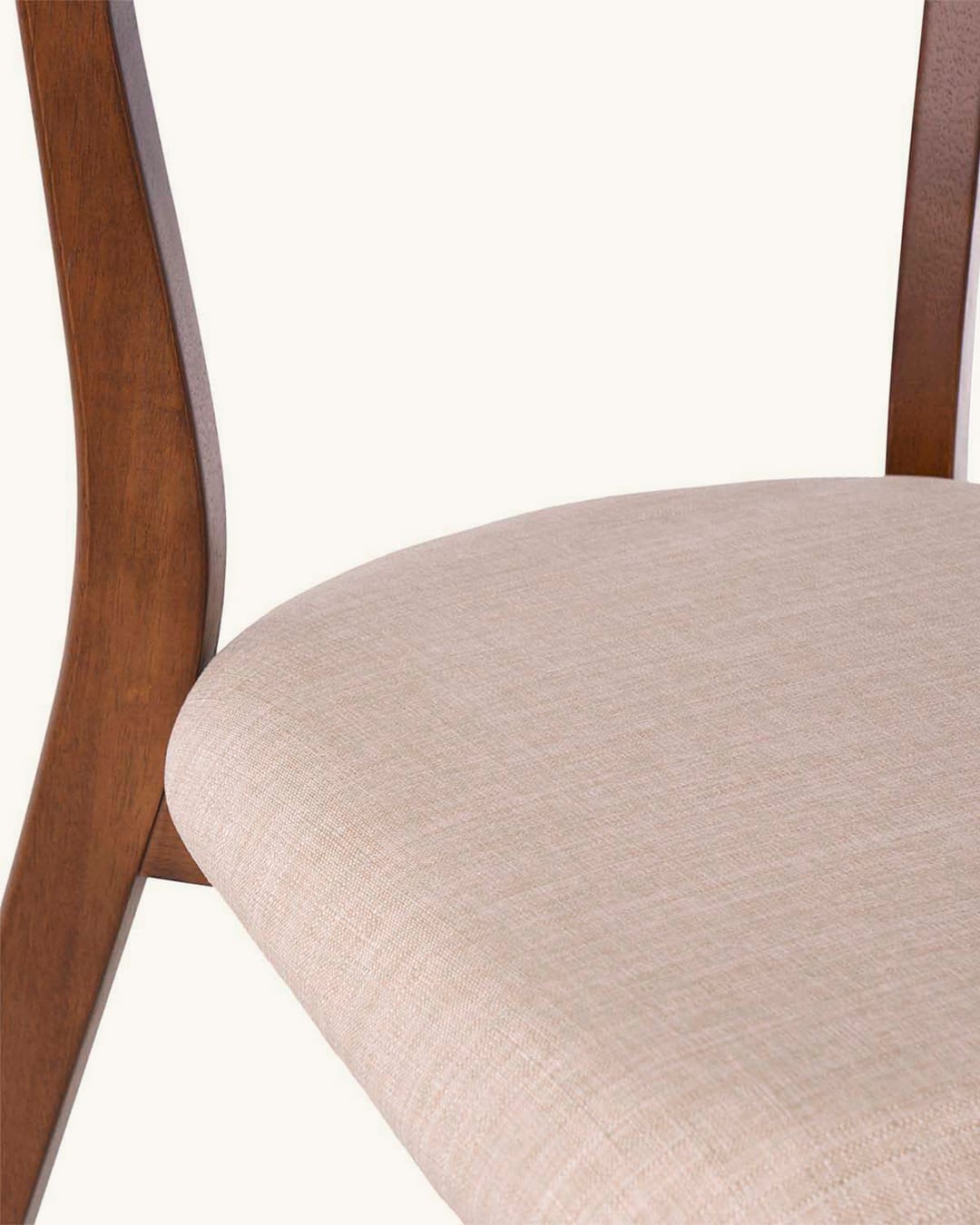 Kalatani // Nogal Beige