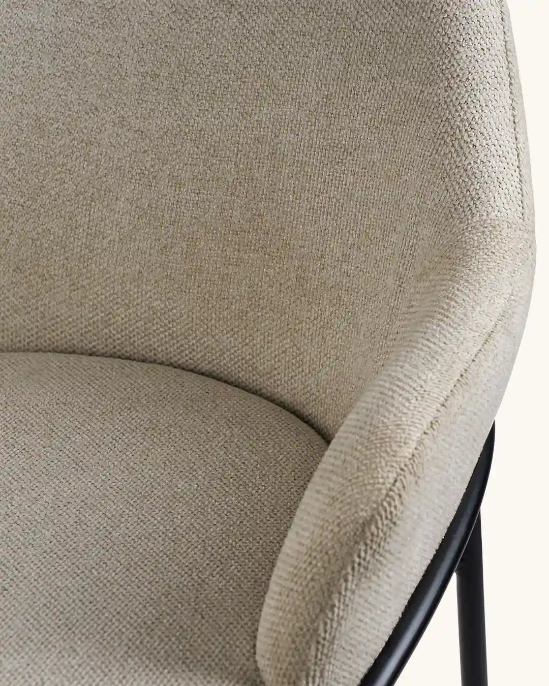 Wren // Taupe - Negro Pack 4 taburetes bajos