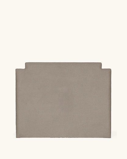 Luann // 135-140 taupe