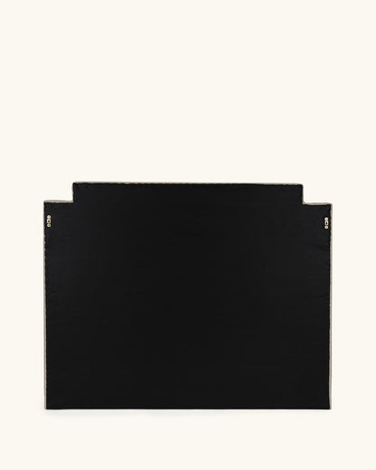 Luann // 135-140 taupe