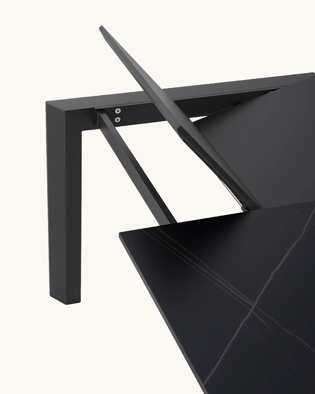 Salla // Preto 140