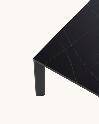 Salla // Preto 140