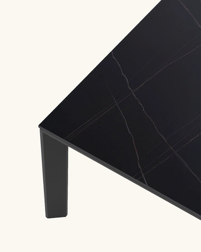 Salla // Preto 140