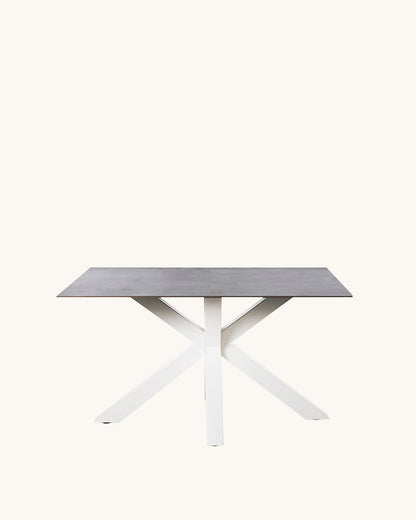 Tabita // Gris-blanco 140