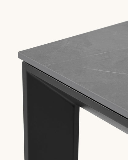 Salla // Athena-Preto 140