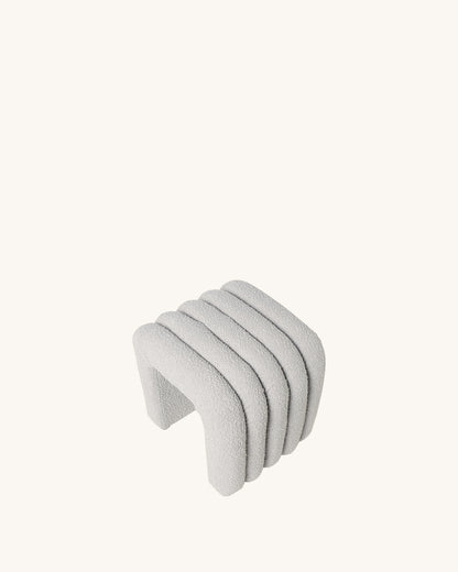 Kato // Gris