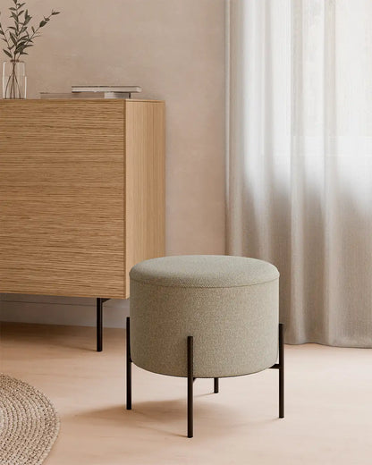 Vivek // Beige