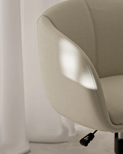 Harmony // Georgina Beige
